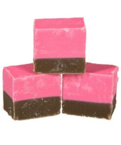 Chocolate & Strawberry Fudge 100g